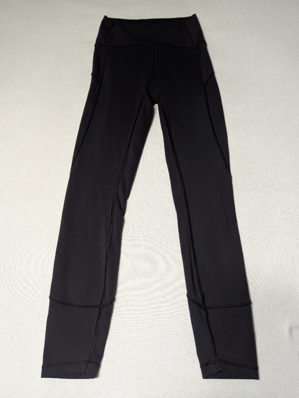 Lululemon In Movement High-Rise 25" Leggings - Size 4